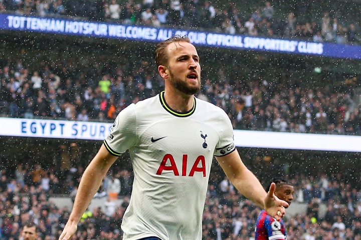 Harry Kane har kanskje tenkt å bli i Tottenham Hotspur